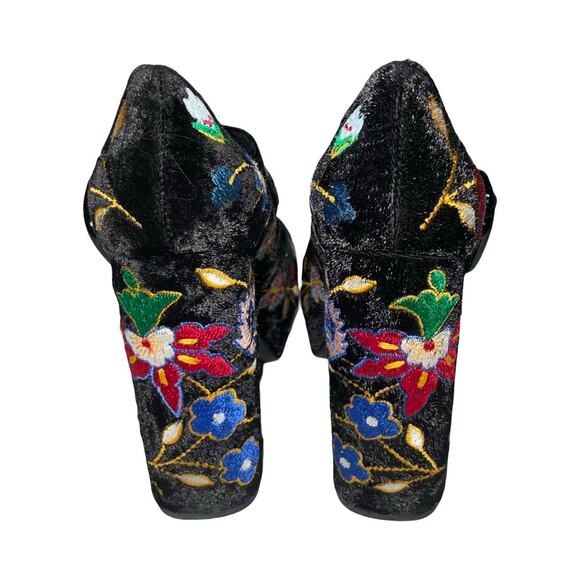 Alice + Olivia Black Velvet Floral Embroidered Platform Heels    Size: 38M US 8 - Picture 6 of 8